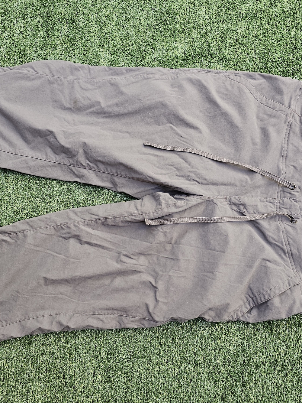 Columbia Women's Drawstring Capris - Taupe